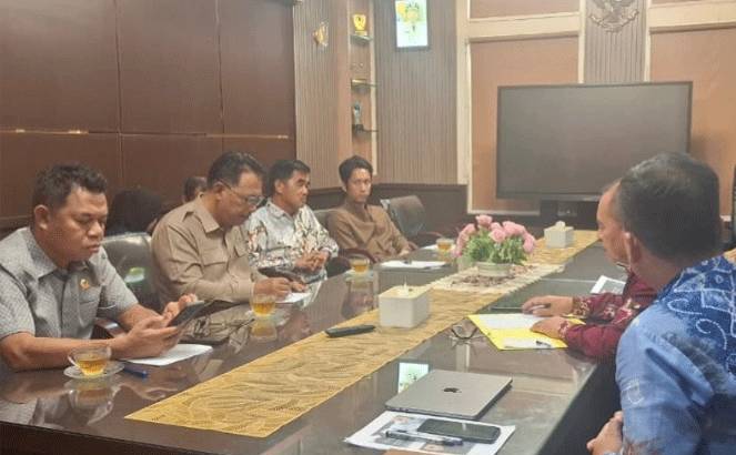 Komisi IV DPRD Kalteng Kaji Banding ke Diskominfo Kalsel