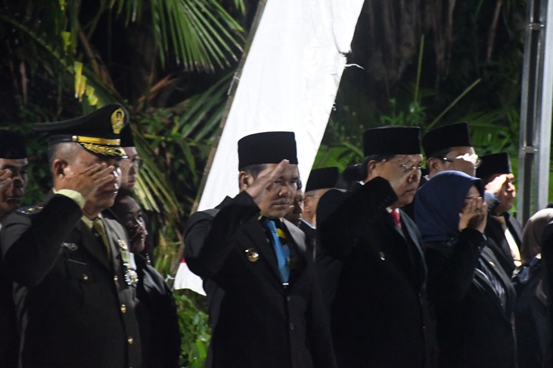 Bupati Pulang Pisau Ikuti Malam Renungan Suci