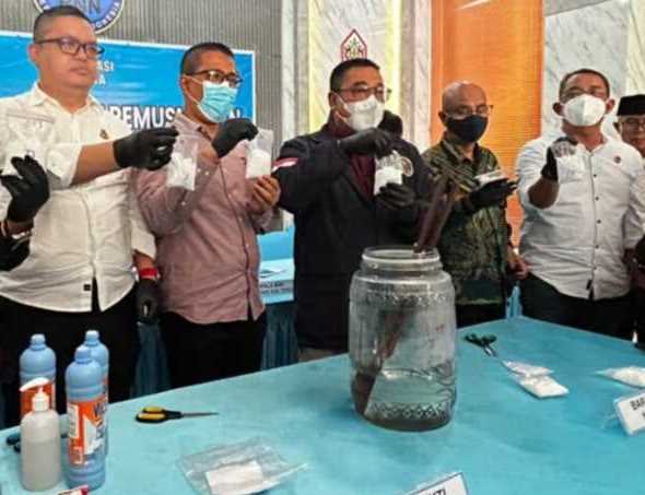 BNNP Kalteng Musnahkan Sabu 1 Kilogram