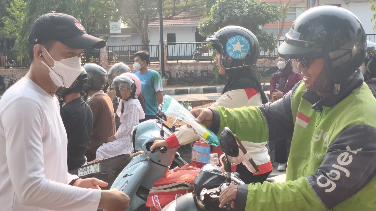 PLN Kalselteng Berbagi 5.000 Masker ke Masyarakat
