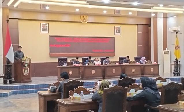 Enam Fraksi DPRD Kobar Sepakat Ranperda APBD 2027 Dibahas