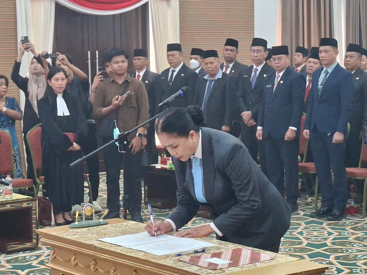 Lynda Kristiane Jabat Sekda Definitif, Heriyus Harapkan Birokrasi Makin Optimal